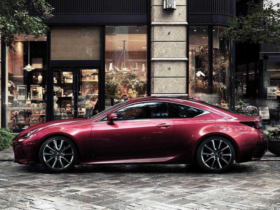  Lexus RC350 2014 года  (фото 2 из 19)